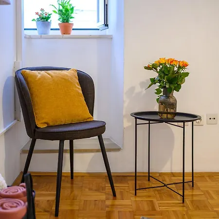 Penelope, Rustic Next To The Walls * Dubrovnik