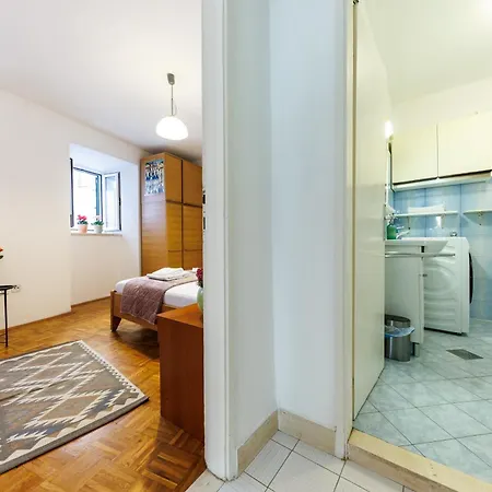 Penelope, Rustic Next To The Walls Dubrownik