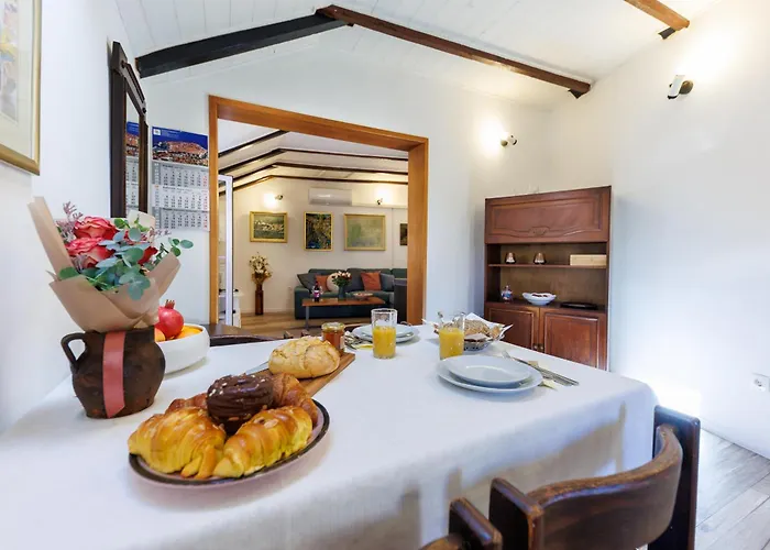 Penelope, Rustic Next To The Walls Апартаменты *